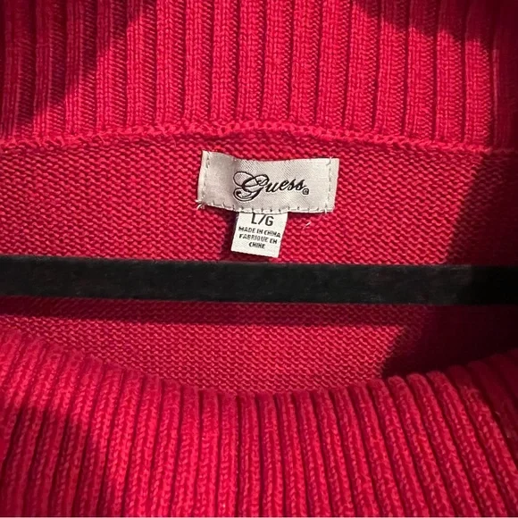 Guess Sweater - Picture 7 of 7